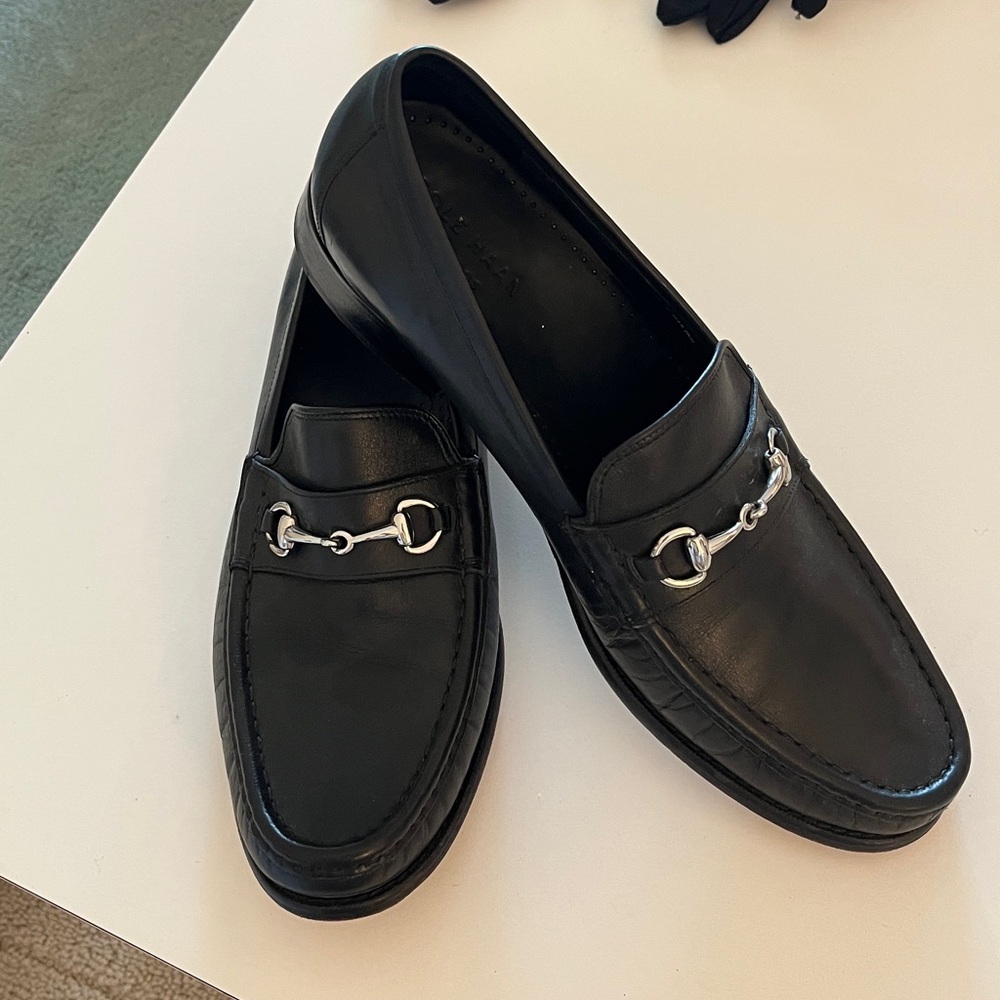 Cole Haan Black Leather Slip-On Loafers with Silver Detail 10 1/2M - Picture 2 of 7